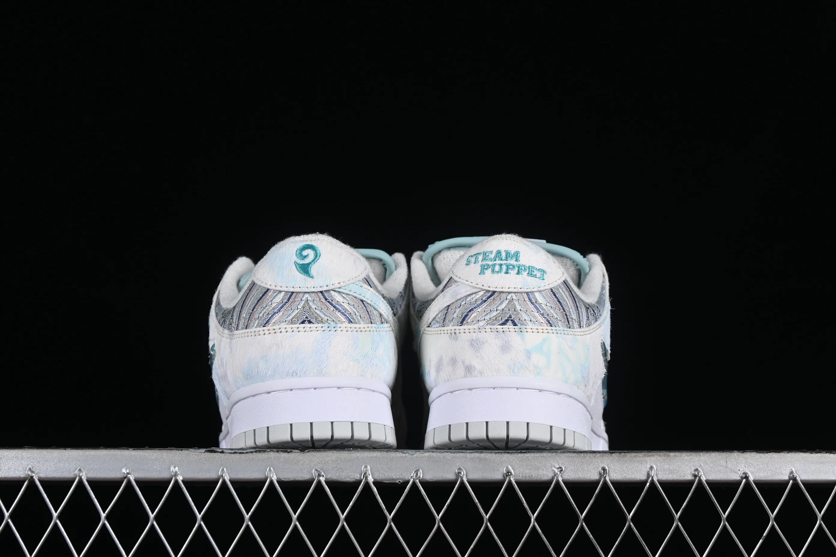 All categories Nk SB Dunk series Nk SB Dunk Low low-top sneakers J version Nk Dunk Low CNY Year of the Dragon Limited New Chinese style customization Steam Puppet-Third Prince Ao Bing SB low-top casual sneakers DV0831-101